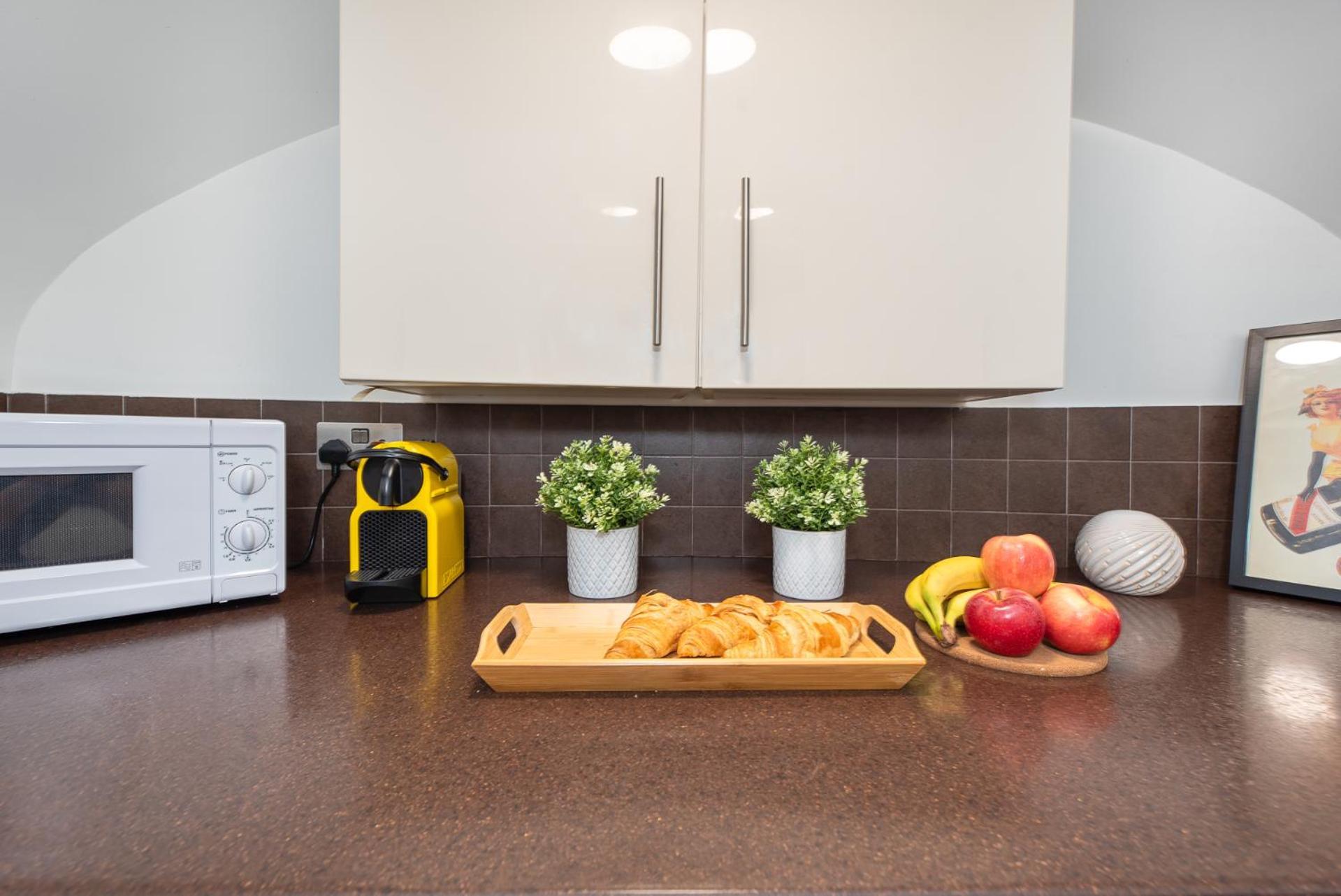 3 Bedroom Apartment With Private Terrace In Pimlico, Westminster, Victoria London Exterior photo