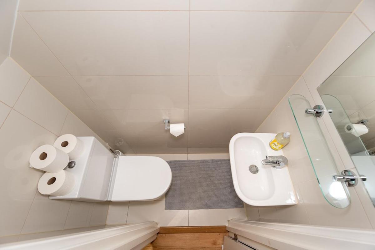 3 Bedroom Apartment With Private Terrace In Pimlico, Westminster, Victoria London Exterior photo